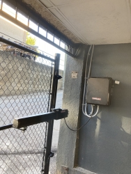 Liftmaster swing gate