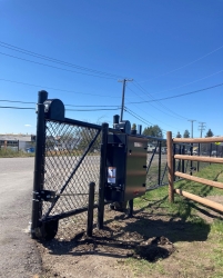 Rolling gate